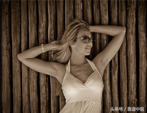 普通红花泡水喝的禁忌,红花泡水喝的正确方法和禁忌