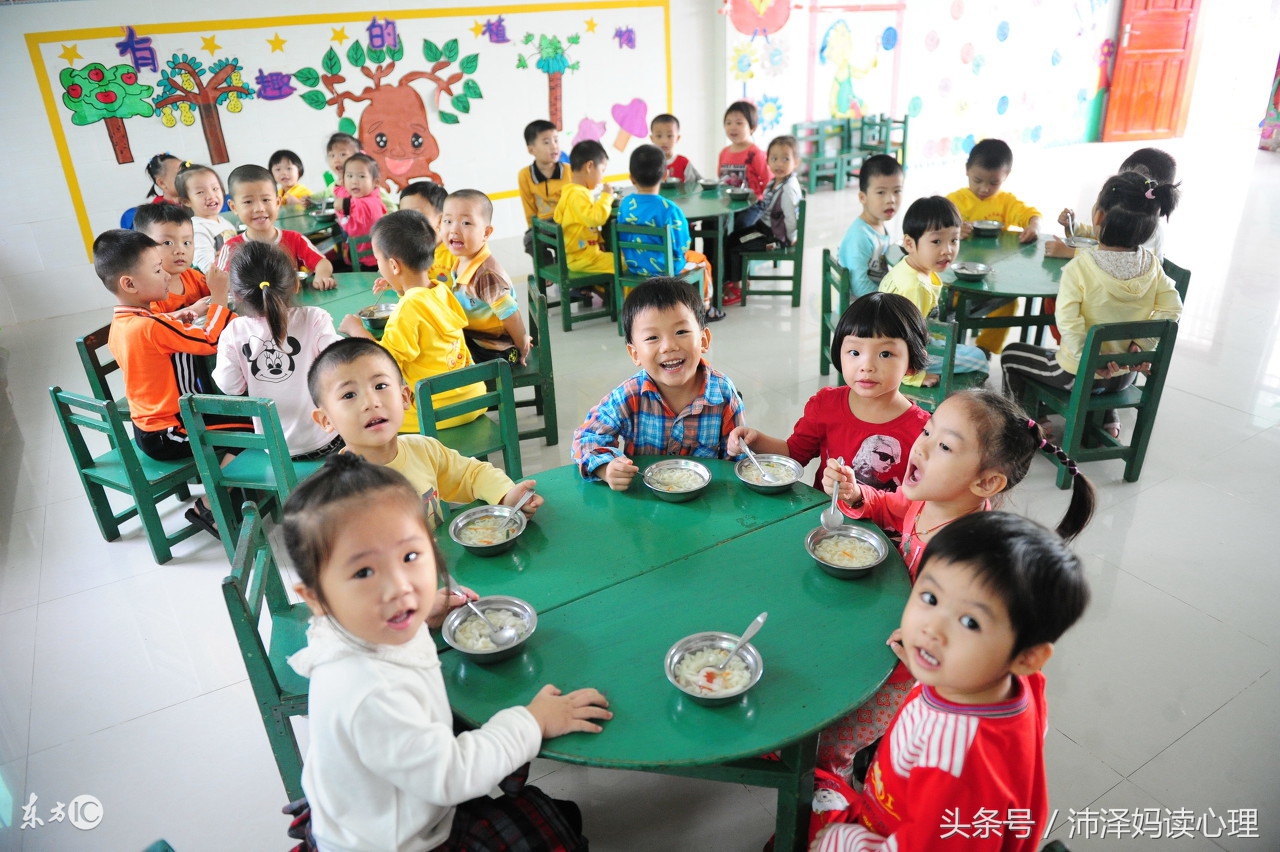 宝宝幼儿园有火吃点啥,孩子去幼儿园吃什么清火
