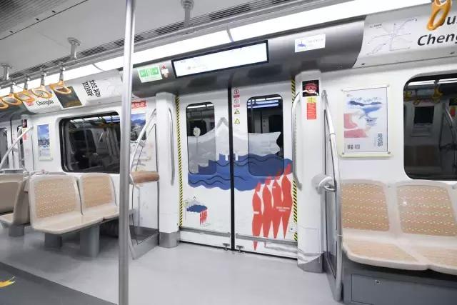 今日开通的地铁10号线，最新时刻表和公交换乘看这里！