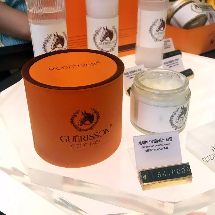 30岁以上敏感肌紧致抗皱面霜平价,秋季清爽滋润面霜排行榜推荐图片