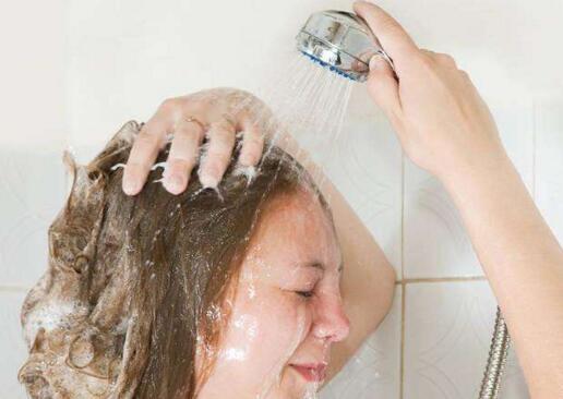 美容专用盐和家用盐的区别,沐浴盐能用来洗脸吗