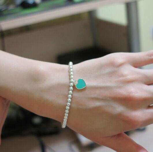 饰品是女人最爱的情人！想跟配饰谈一场不会分手的恋爱