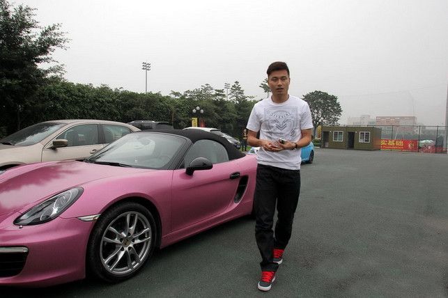 中国足球队赵明剑,500万元法拉利