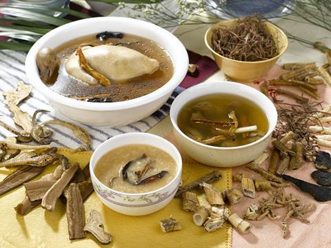 虚从脸上怎么看出来,从脸上看起来很虚怎么办