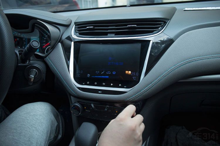 车载空气净化器除甲醛消除异味,车用空气净化器博世