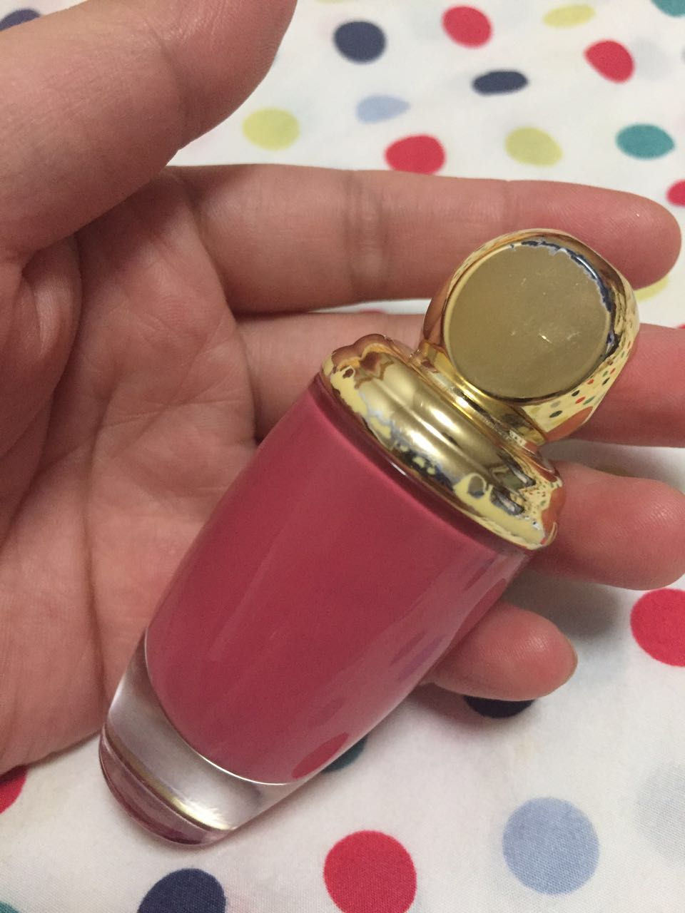 第一次约会送口红合适吗,谈恋爱用什么口红才好看