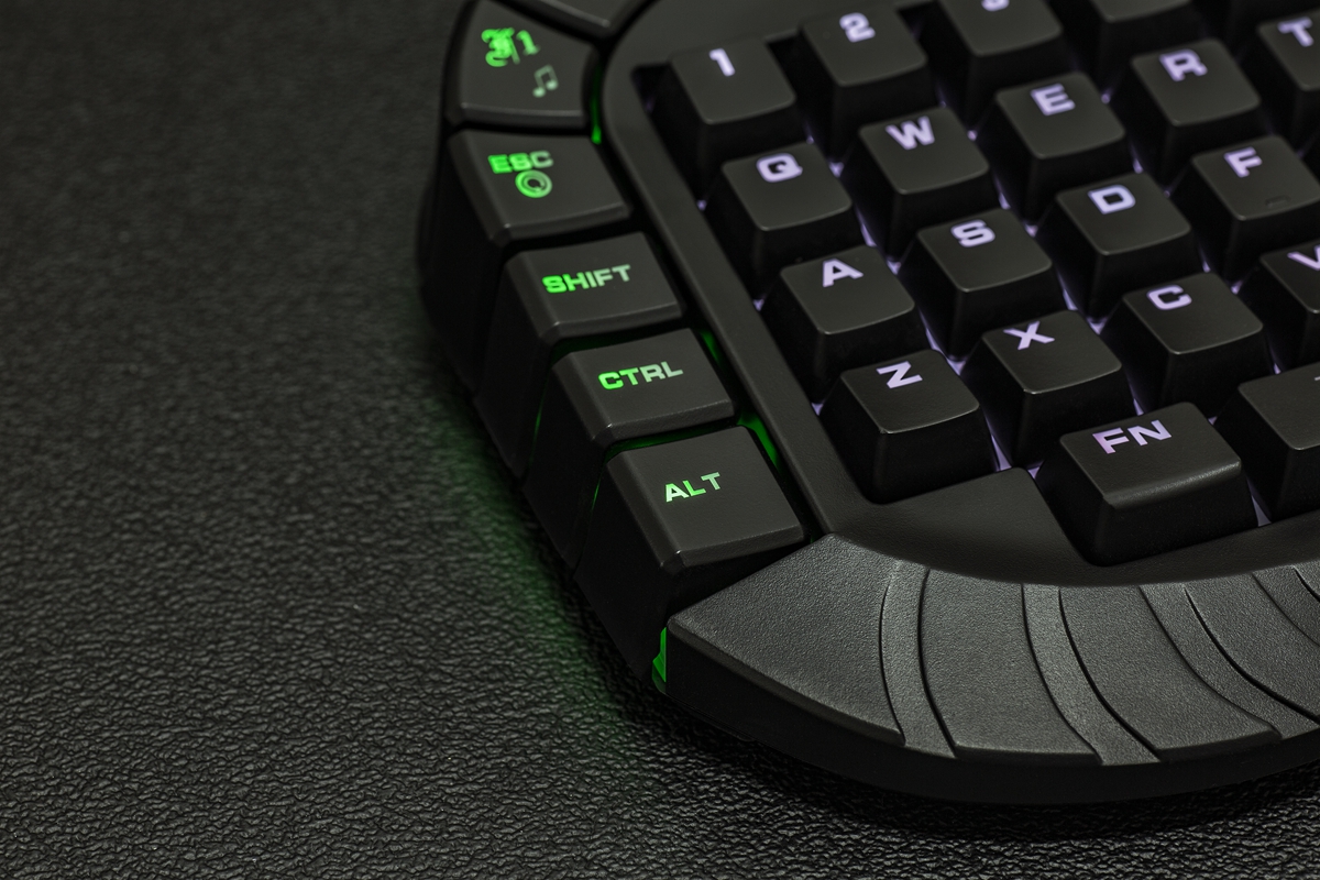 狼蛛掌控者单手键盘,狼蛛单手键盘