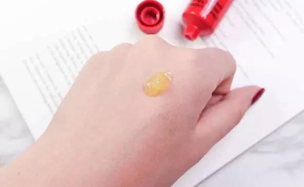 秋风起,你的包里有木有备一支万能的木瓜膏呢!