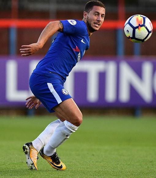 献给男球迷，更献给女球迷——足球场上的臀霸！