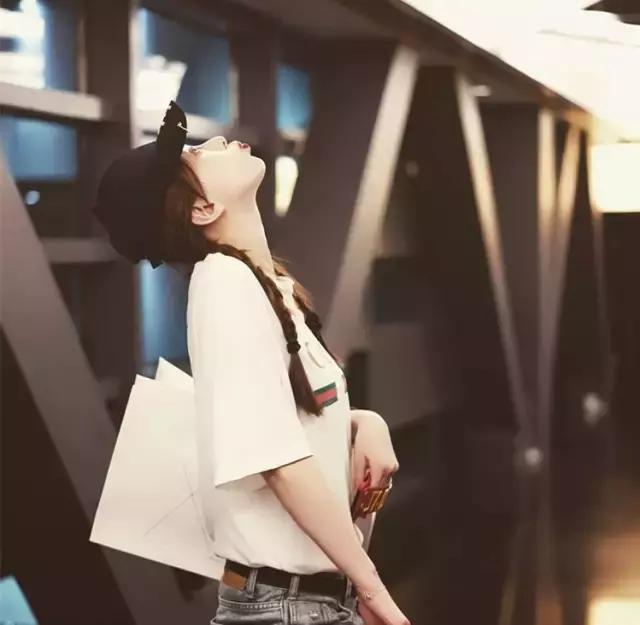 薛之谦有没有和前妻复婚,薛之谦什么时候跟前妻离婚的