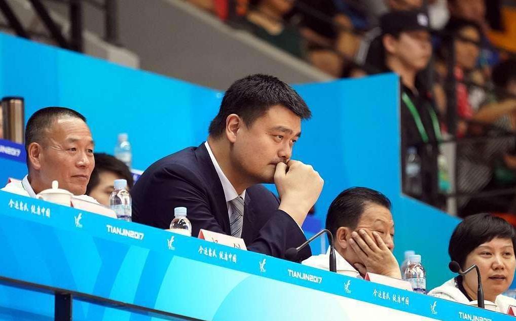 周琦第三场比赛得多少分,周琦砍下22分6篮板全场