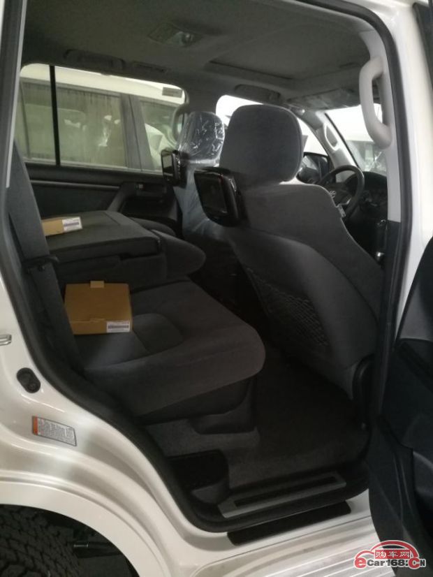 2010款中东版兰德酷路泽4000配置,平行进口丰田酷路泽4500柴油版