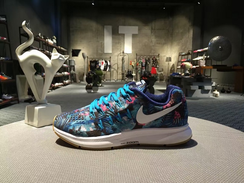 nike登月跑鞋适合跑步吗,nike登月鞋适合夏天穿吗