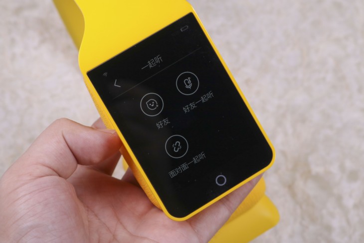 耳机带屏幕,耳机带液晶显示屏