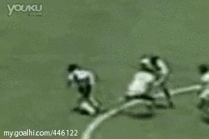 99.9%的人防不住的篮球过人,简单又实用的过人技巧足球