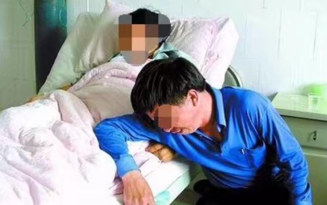 剖腹产时医生说子宫和膀胱粘连,一胎剖腹产子宫粘连