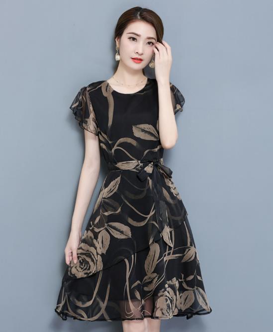 宽松连衣裙中长款女装减龄,每日搭配之道雪纺中长款连衣裙