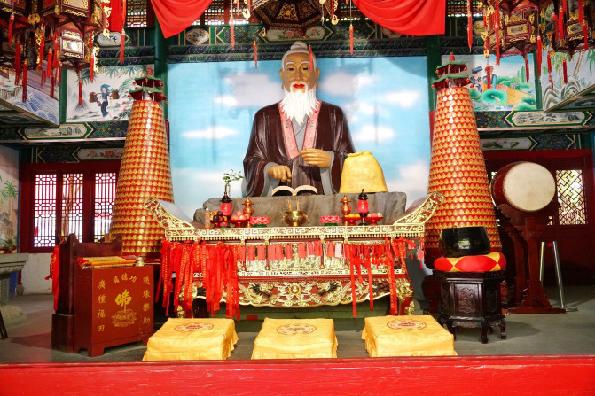 带着宝贝去旅行，遇见三亚遇见海