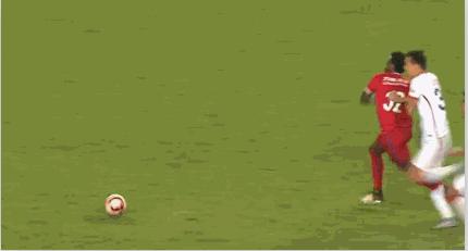 中超球迷看台骂裁判,中超球迷骂裁判