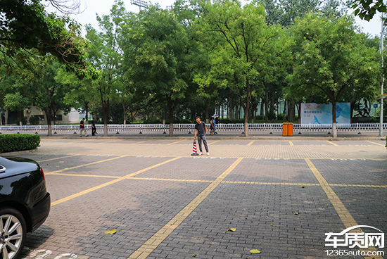 2017款奥迪a6l舒适版内饰,奥迪a6l55tfsi测评视频陈震