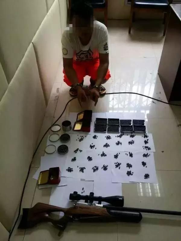 11岁男孩为父捐骨髓,男孩给爸爸捐髓儿子一天吃五顿饭