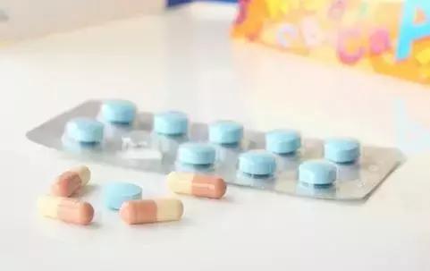 小胃药大讲究正确的服药时间汇总 (服用胃药有什么讲究)