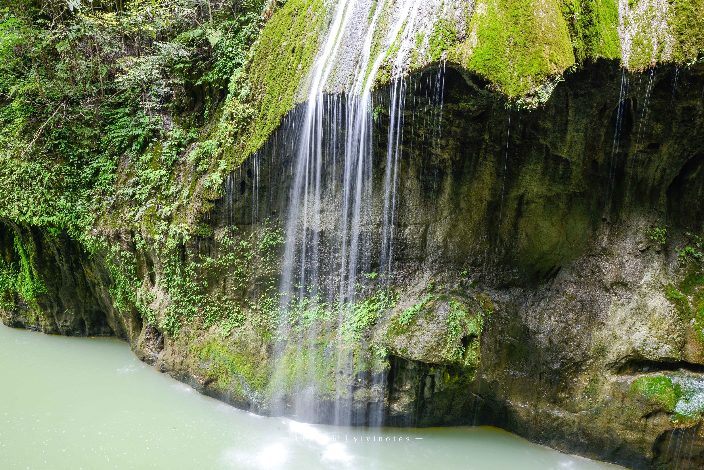 贵阳周边悬崖栈道景区介绍,贵州大峡谷风景区