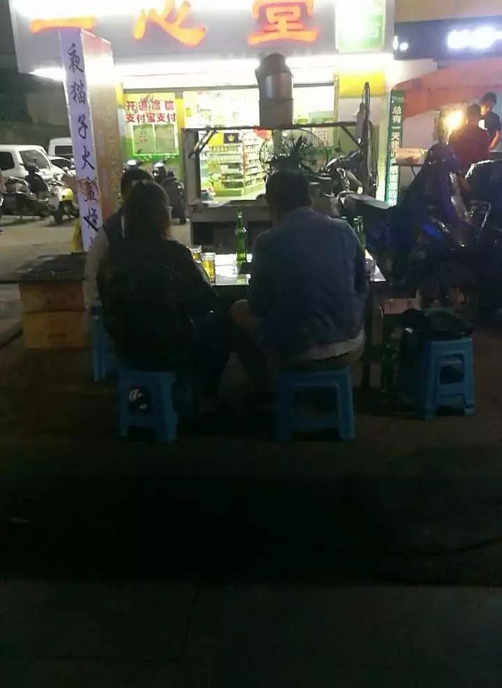 昆明每天蘸水500份的羊肉馆,昆明排名前十烧烤