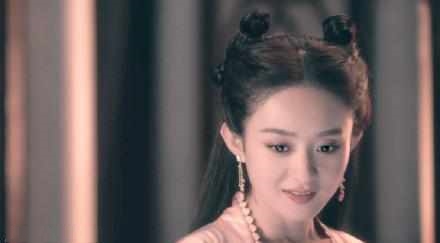 赵丽颖代言德芙巧克力广告视频,赵丽颖代言德芙巧克力的礼服