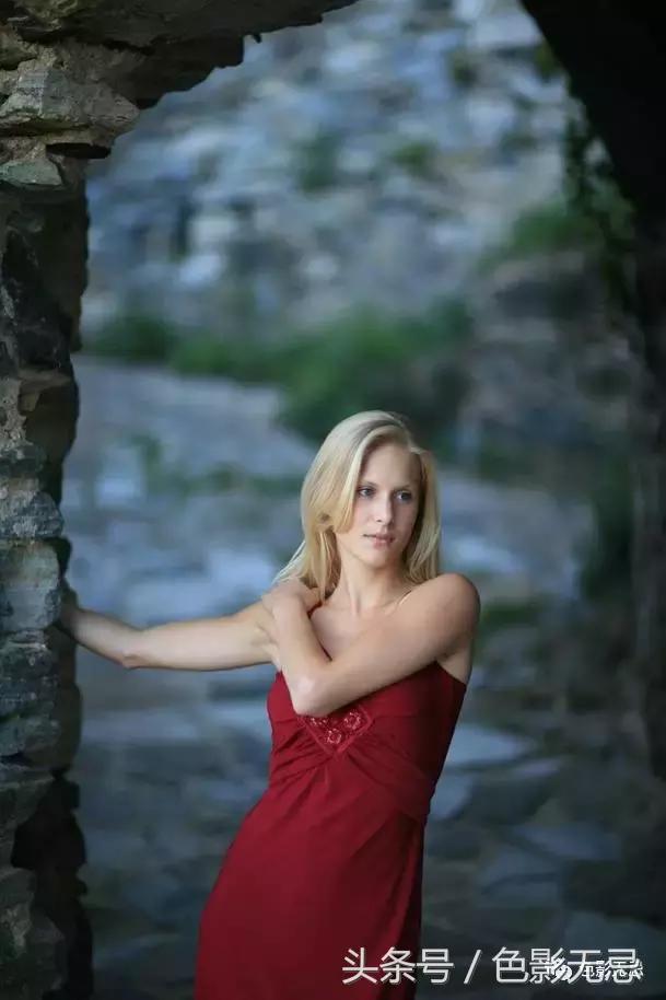 佳能l级镜头有哪些特点和用途,佳能l级镜头值得购买吗