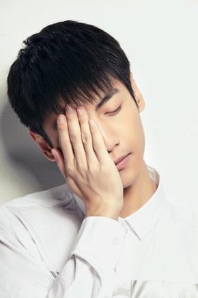 恋爱先洁面，男生应该用什么洗面奶