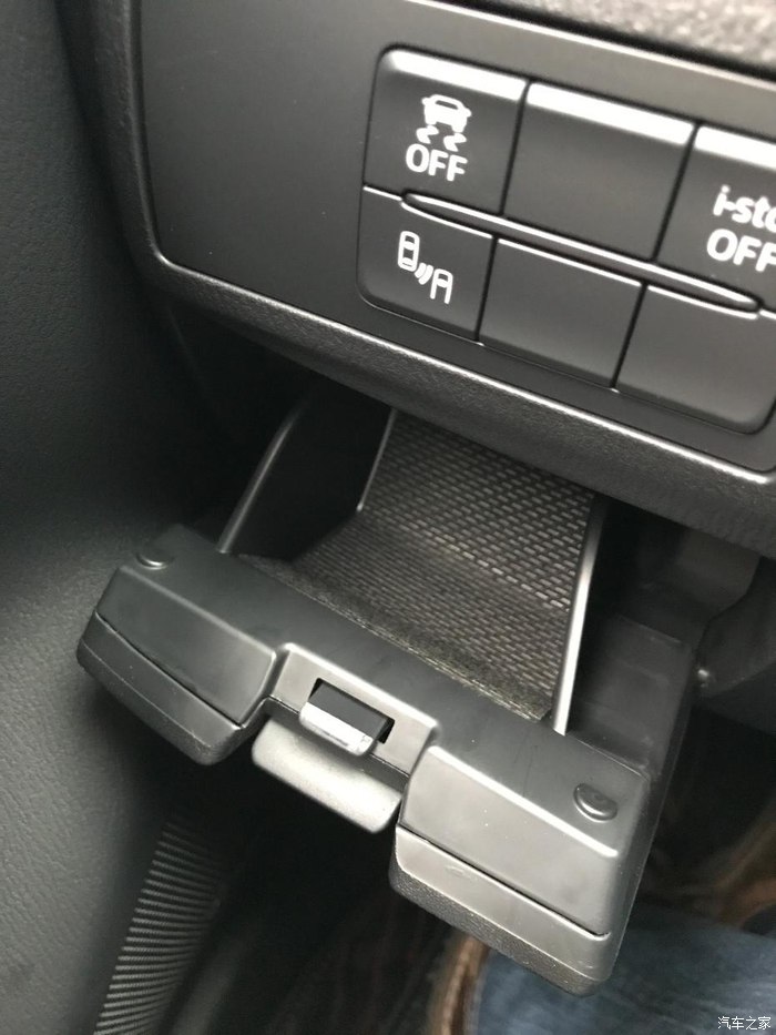 阿特兹换挡略有顿挫正常吗,阿特兹2.5蓝天运动版有拨片换挡