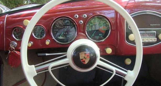 保时捷山寨版,保时捷车标是真金的吗