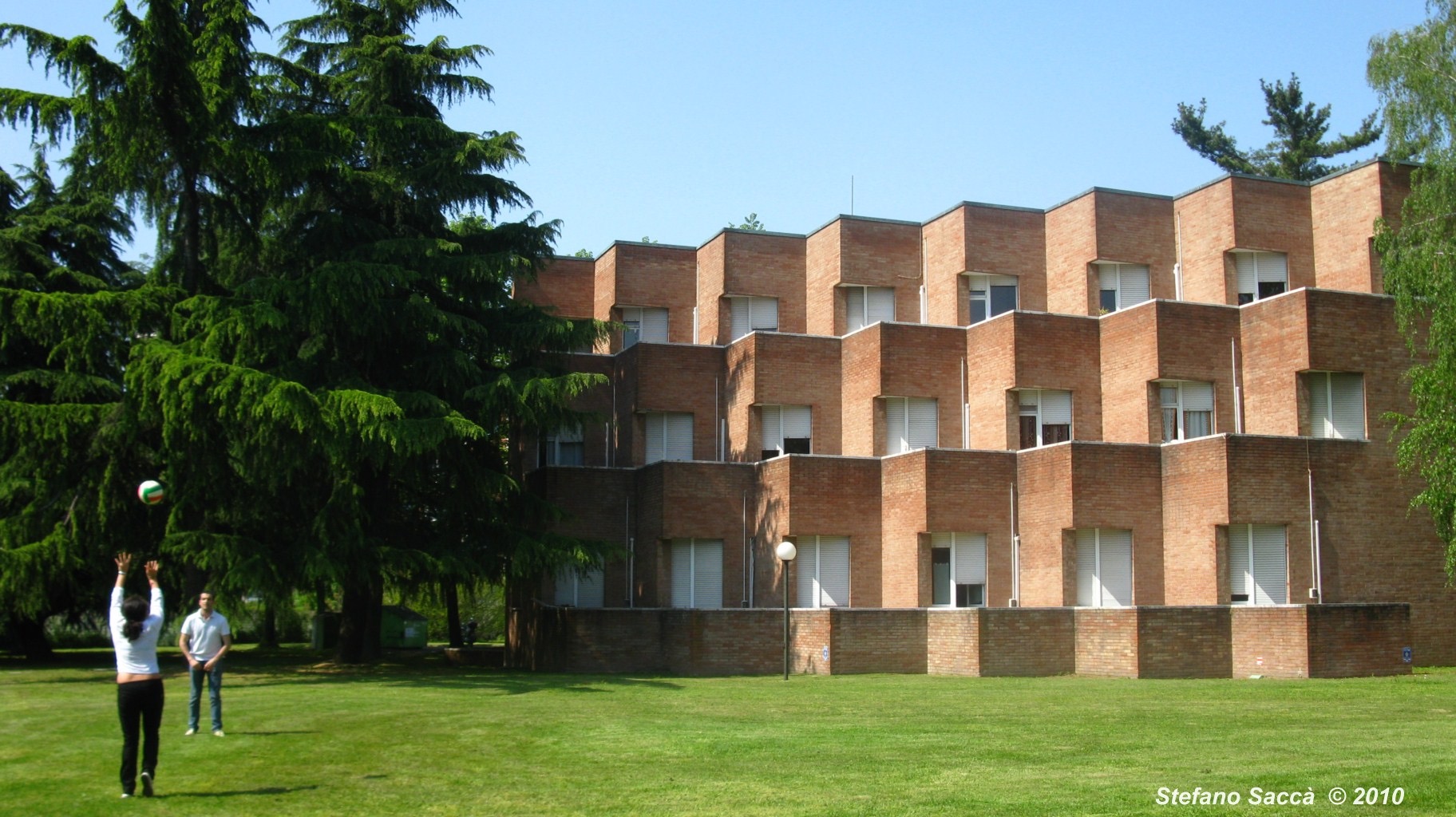 意大利米兰留学的真实感受,意大利米兰大学留学公寓