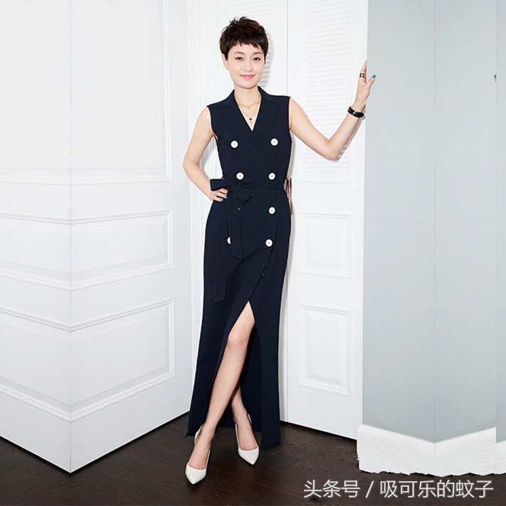 马伊琍和杨幂的新闻采访,杨幂秋季马甲套装穿搭