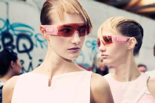 权志龙kenzo,kenzo权志龙