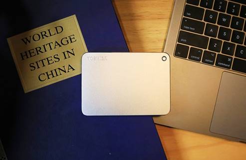 东芝硬盘的“金属狂潮”初体验，商务好搭配