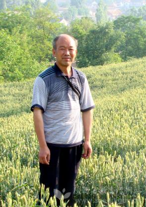 爱则无悔：记商洛学院高级实验师于浩世