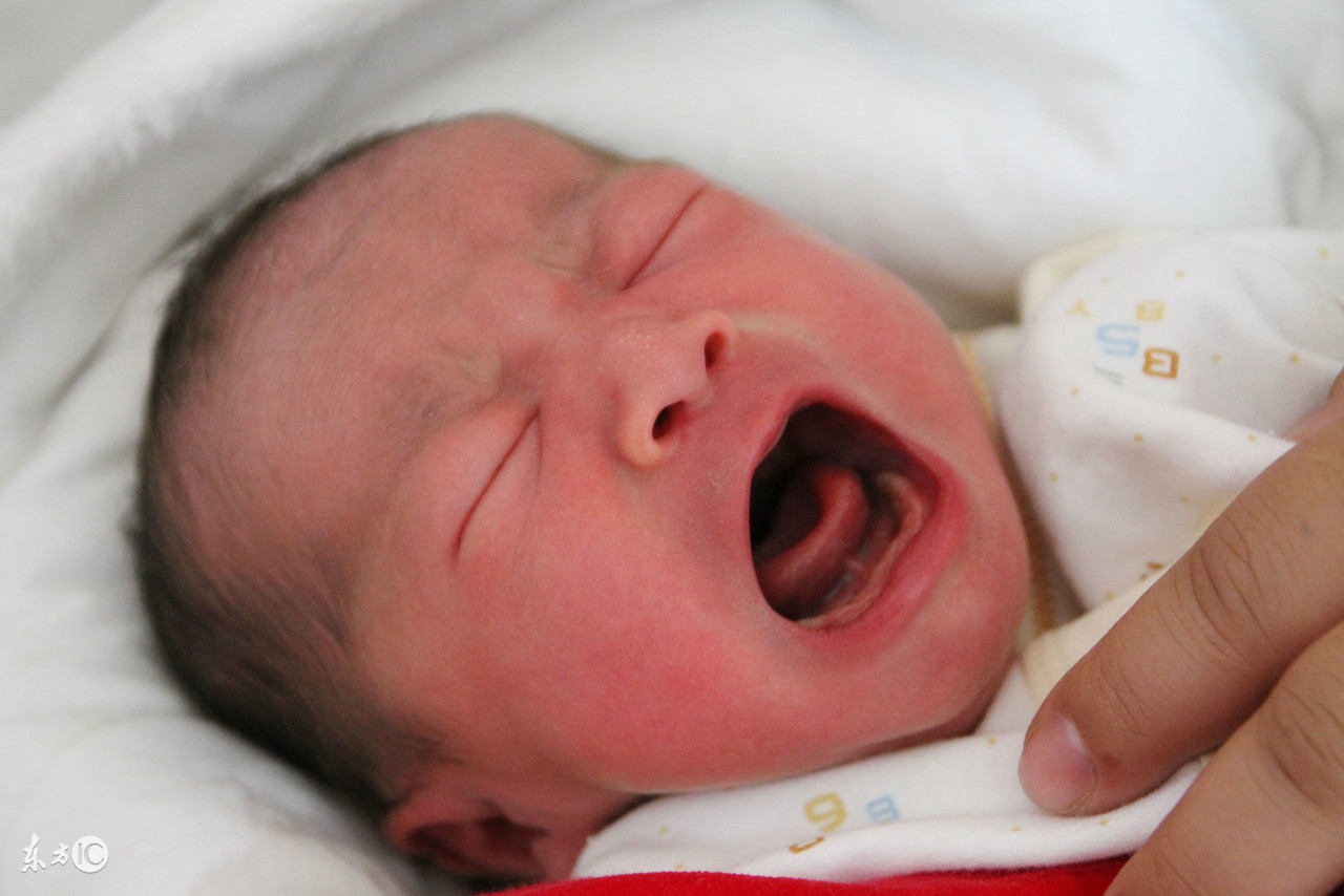 新生儿湿疹妈妈们真的了解吗,新生儿湿疹妈妈用了很多药