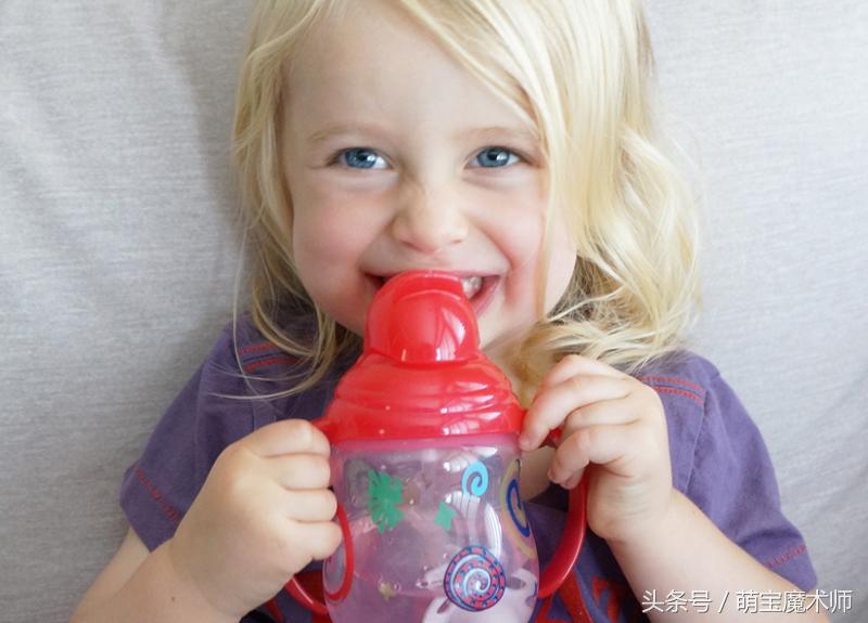 大牌水杯驾到！萌娃喝水不犯愁，与呛水漏水告别