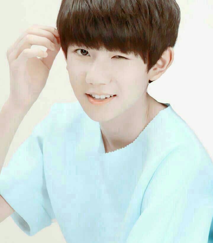 王源经历的成长苦难,王源心酸成长经历