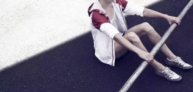 yeezy网红洞洞鞋,yeezysuperstar鞋