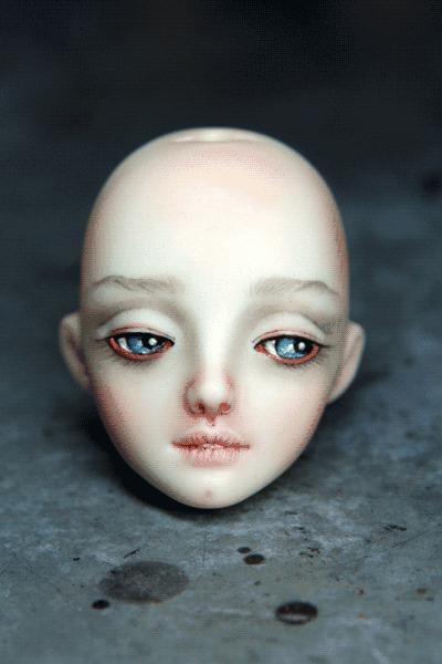 李晨花200万为冰冰买的娃娃,是他写了4个月邮件求来的私人定制