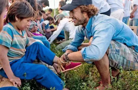 yeezy网红洞洞鞋,yeezysuperstar鞋