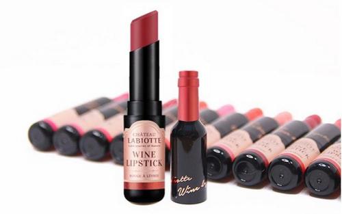 还在涂樱花唇？来个秋冬必入口红大盘点，最后还是姨妈色赢了！