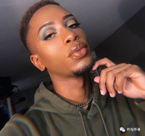 蕾哈娜彩妆品牌名字,蕾哈娜的彩妆品牌生命周期分析