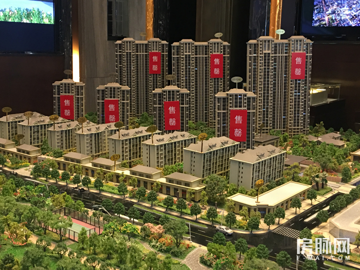 百亩绿化三亩湖五重景观成一家-富力白鹭湾园林实景