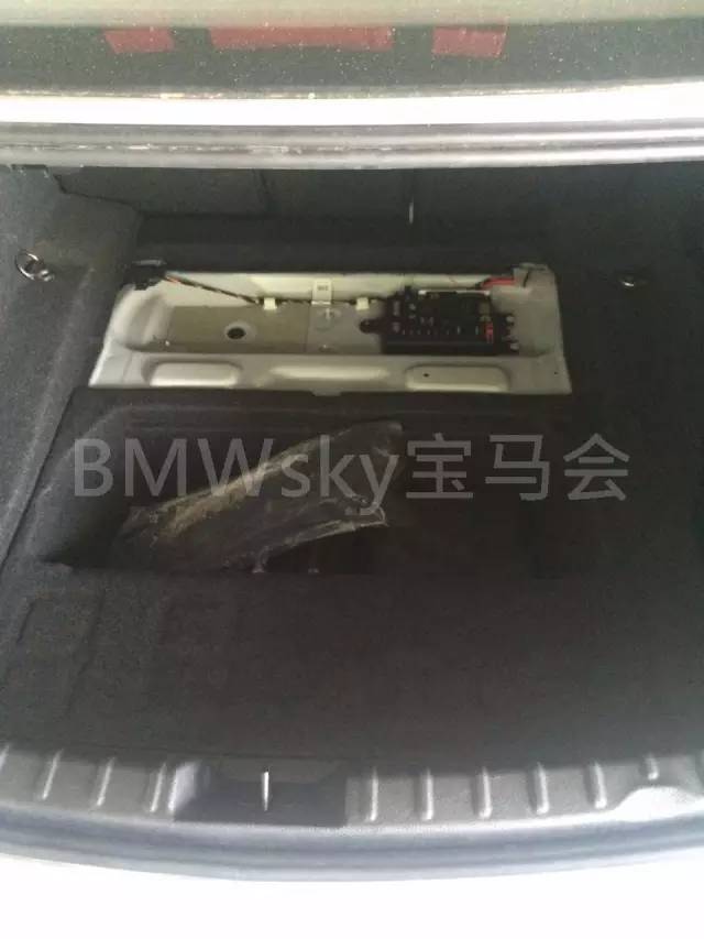 宝马点烟器不通电有哪些原因,宝马点烟器不通电怎么回事