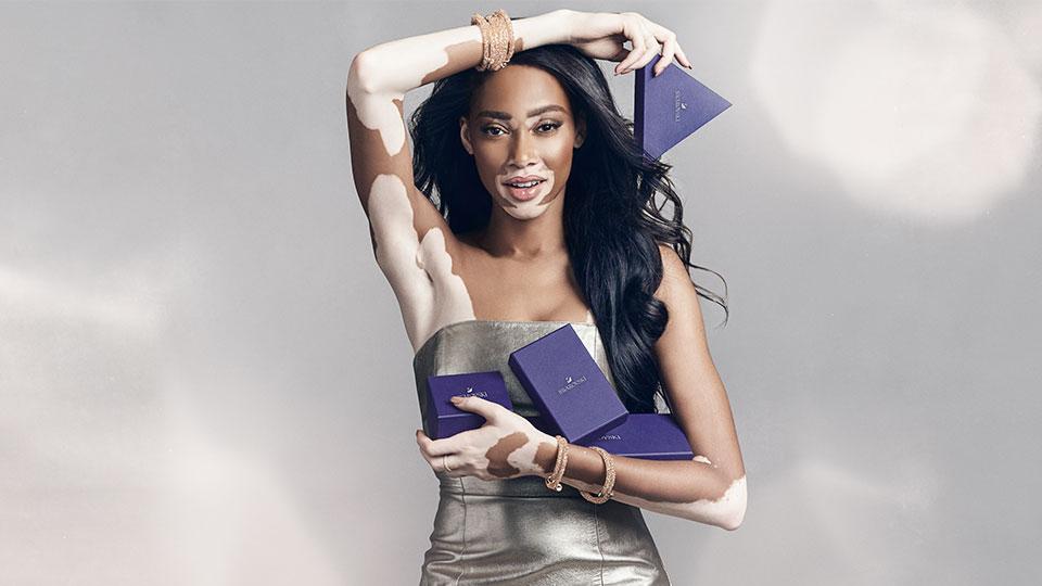 施华洛世奇和纪梵希哪个值得买,施华洛世奇什么值得买