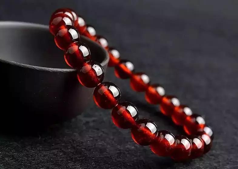 老中医讲健康的三大法宝,石榴石天然养生